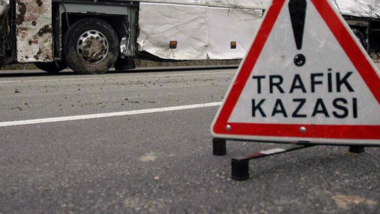 İşçi servisi devrildi 26 yaralı