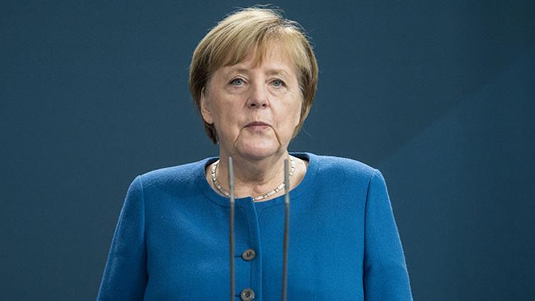 Merkel aday olacak mı?