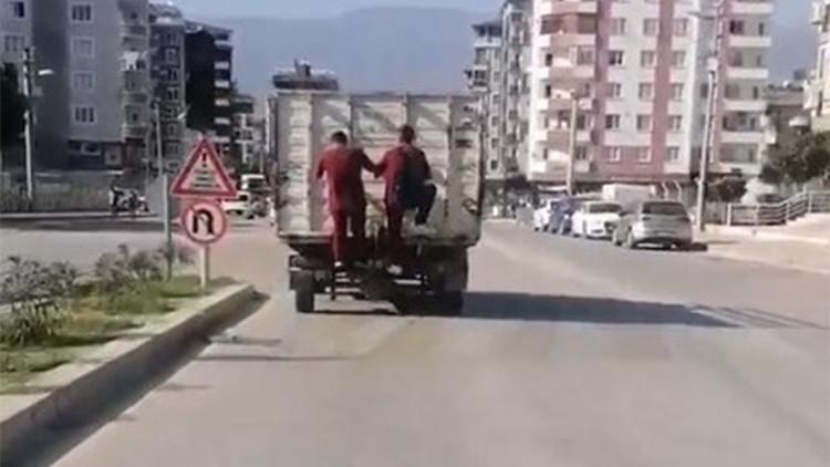 Öğrencilerin tehlikeli yolculuğu
