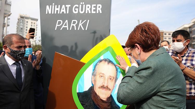 Akşener, İzmir'de ağabeyinin ismini taşıyan parkı açtı, duygusal anlar yaşadı