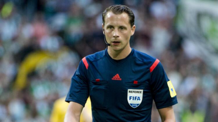 Medipol Başakşehirin Paris Saint-Germain ile oynayacağı maçı İsveçli Andreas Ekberg yönetecek