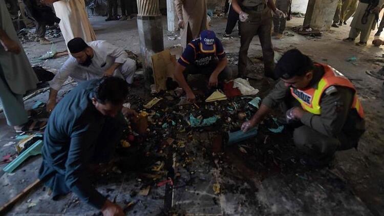 Pakistanda medresede patlama: 7 ölü