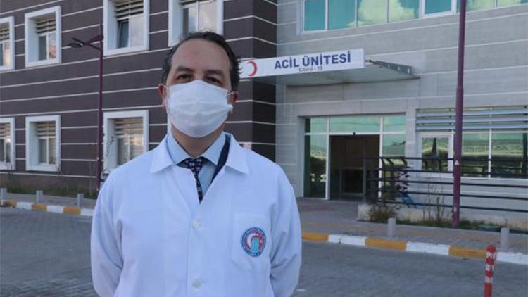 Prof. Dr. Alper Şener'den, çift kat maske önerisi