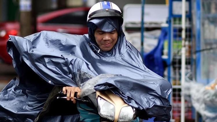 Vietnam'da Molave tayfunu: 1 ölü, 12 kayıp