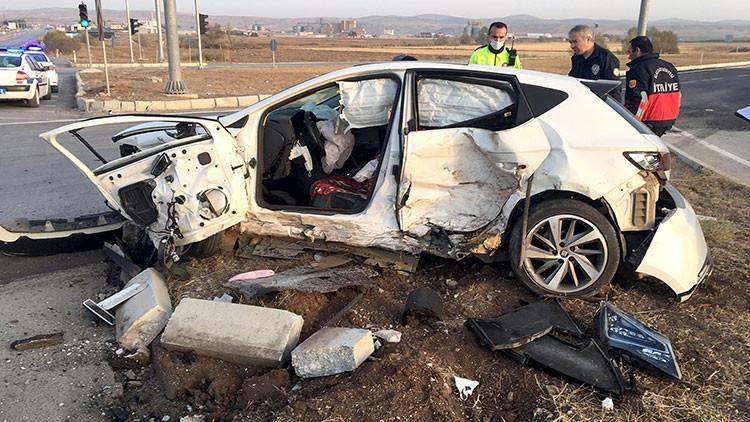 Çorum'da korkunç kaza! 1'i uzman çavuş, 2 kişi hayatını kaybetti