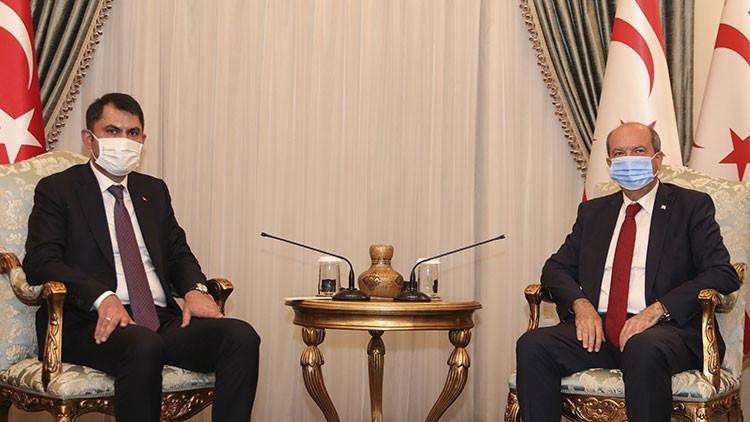 KKTC Cumhurbaşkanı Tatar, Bakan Kurum'u kabul etti