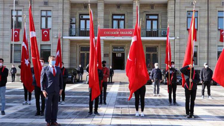 Eskişehirde 29 Ekim Cumhuriyet Bayramı törenle kutlandı