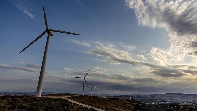 Türkiye ve Azerbaycan'dan enerjide iş birliği protokolü