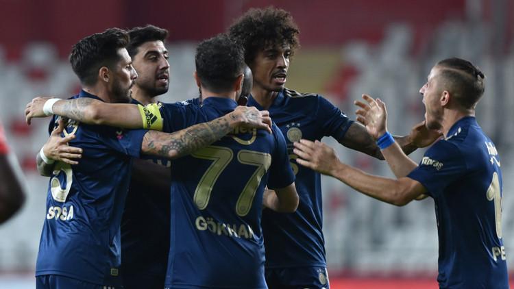 Son Dakika Haberi | Fenerbahçe'de Gökhan Gönül'den öz eleştiri! "Hocamız daha önce söyledi..."
