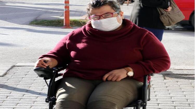 Engelli kadının akülü tekerlekli sandalyesinin şarj aleti çalındı