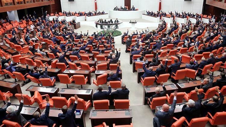 Son dakika haberi: Depremde alınması gereken tedbirlere ilişkin komisyon kurulması Meclis'te kabul edildi