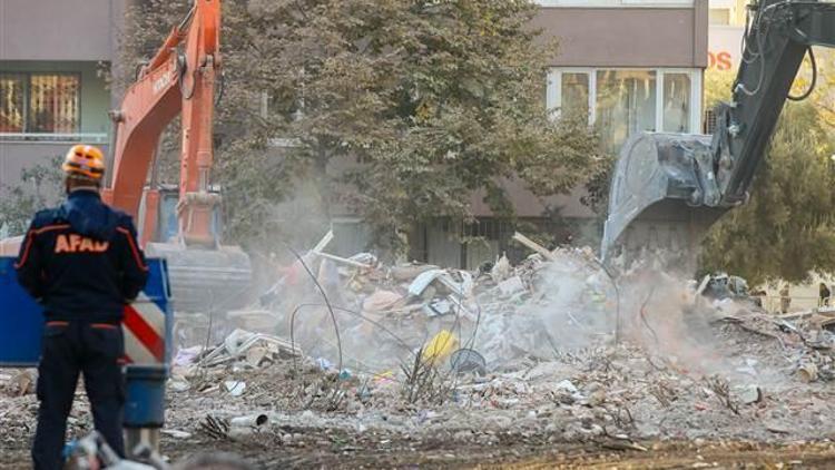 Son dakika... İzmir depreminde arama kurtarma faaliyetleri sona erdi