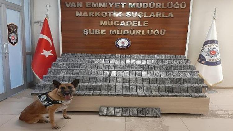 Van'da kamyonetin yakıt deposunda 154 kilo eroin ele geçirildi