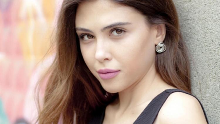 Dilara Aksüyek kimdir kaç yaşında? Dilara Aksüyek dizileri ve filmleri