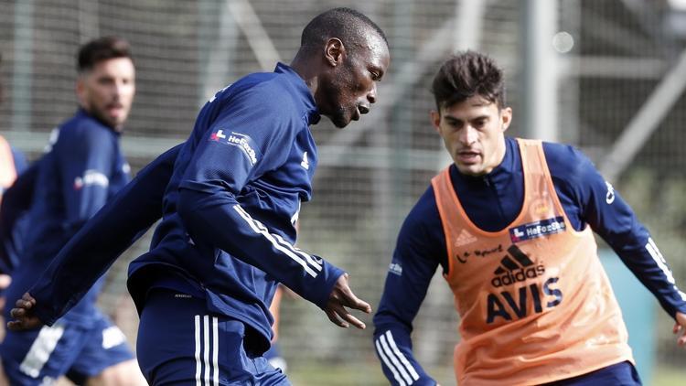 Fenerbahçe'de Konyaspor hazırlıkları! Tolga Ciğerci katılmadı...