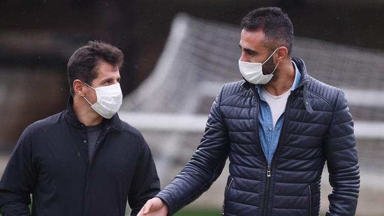 Emre Belözoğlu'ndan Ömer Faruk Beyaz açıklaması! "Onun kariyeri için..."