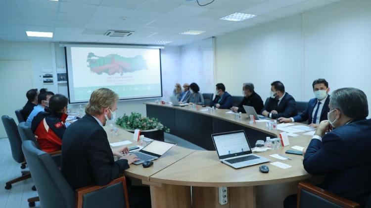 Bakan Koca, İzmir İl Sağlık Toplantısı kararlarını açıkladı