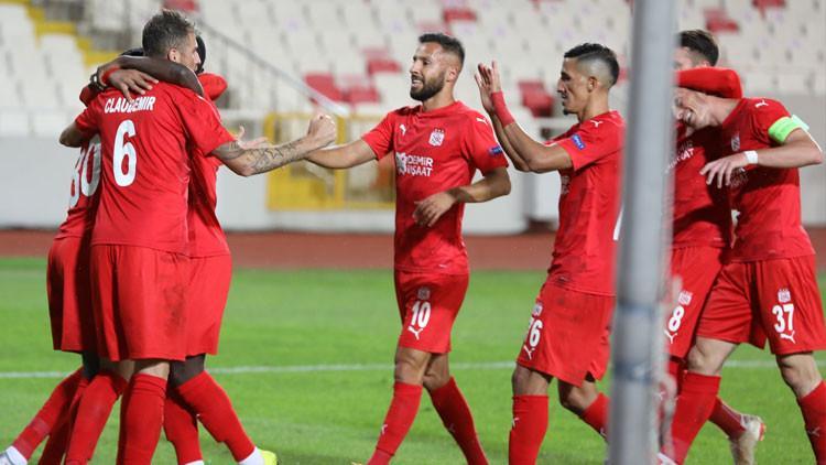 Sivasspor Avrupa'da 11 yıl sonra kazandı!