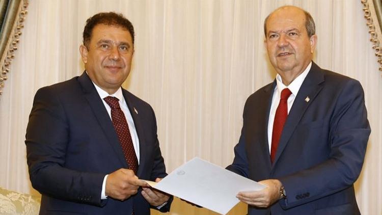KKTC'de Cumhurbaşkanı Tatar hükümet kurma görevini Saner'e verdi