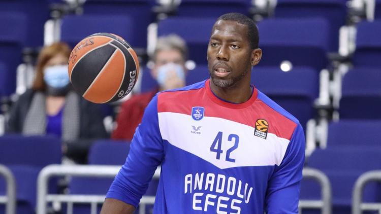 Anadolu Efes'ten Bryant Dunston'a büyük jest! Tribün bloklarına adı verildi...