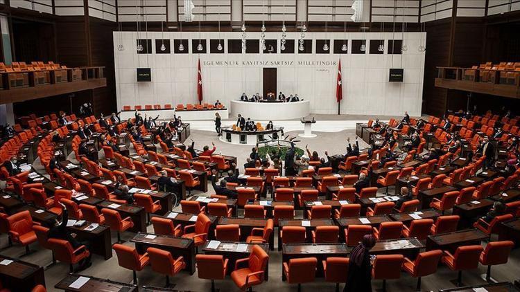 Son dakika haberi: Vergi ve SGK prim borçlarının yapılandırılmasına ilişkin teklif TBMM'de kabul edildi