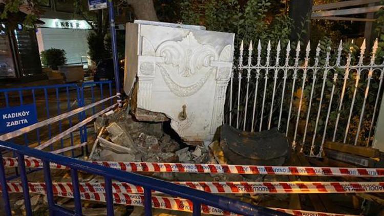 Bağdat Caddesi'nde tarihi çeşme kazada zarar gördü
