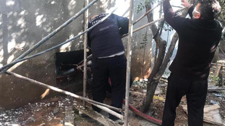 Bodrum katta yangın çıktı; 2 kişi dumandan etkilendi