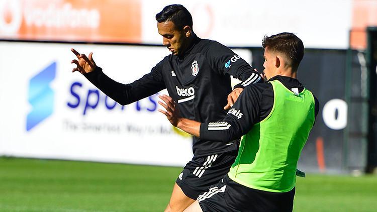 Beşiktaş'ta Covid-19 olan 2 futbolcu Başakşehir maçına yetişebilir
