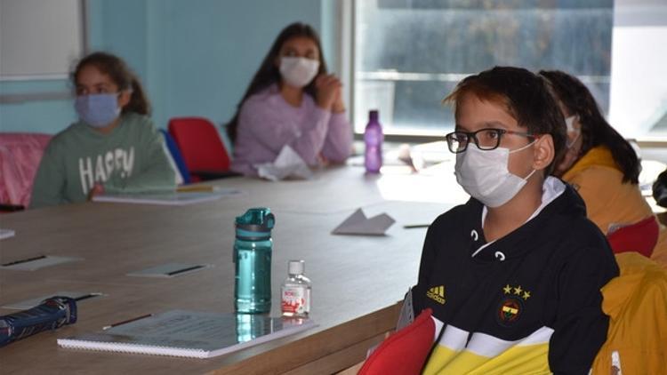 Isparta'da Deneyap Teknoloji Atölyesi'nde eğitime başlandı