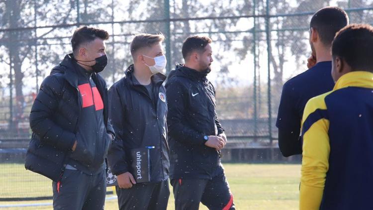 Menemenspor’da Altay mesaisi! İzmir derbisinde hedef 3 puan...