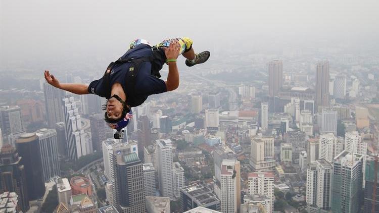 Fransız 'Jet Adam' Vincent Reffet eğitim kazasında öldü