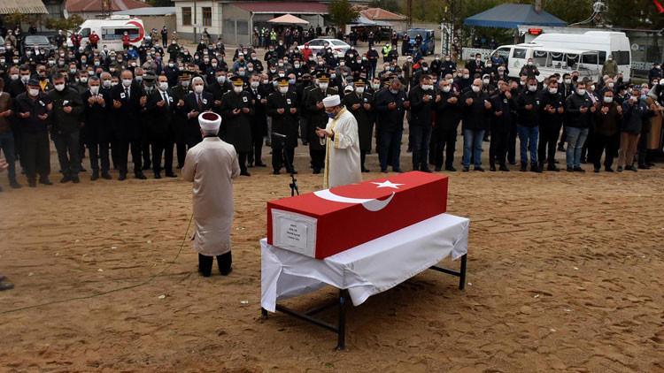 Şehit Yarbay Sayın, gözyaşlarıyla son yolculuğuna uğurlandı