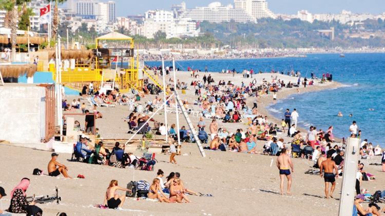 Antalya’da deniz keyfi