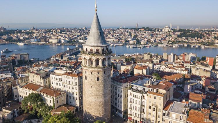 Kulede öğretmenler sergisi