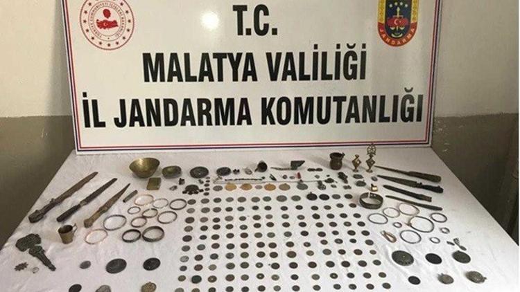 Özel ekipten tarihi eser operasyonu