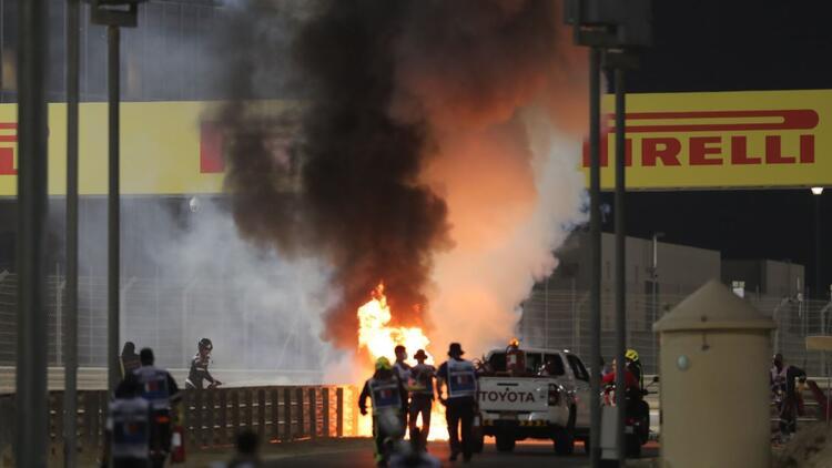 Son Dakika | Formula 1de büyük kaza Grossjeanin arabası alev aldı