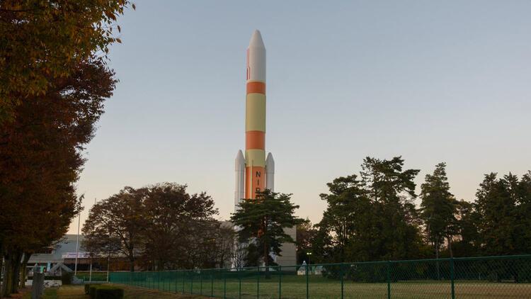Japonya yeni gelişmiş iletişim uydularını uzaya gönderdi