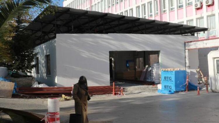 Samsunda Covid-19 tedavisi için hastaneye ek bina yapılıyor