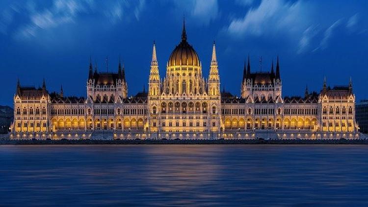 Budapeşte’nin mutlaka görülmesi gereken 8 adresi