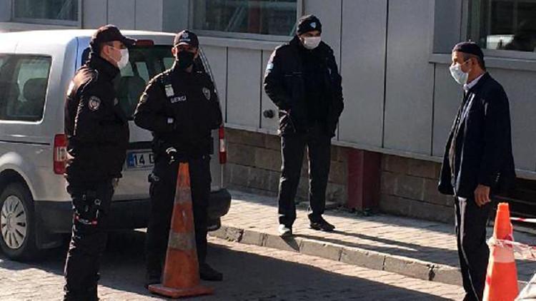 Karantina süresinin dolmasına 1 gün kala PTT'ye gitmiş
