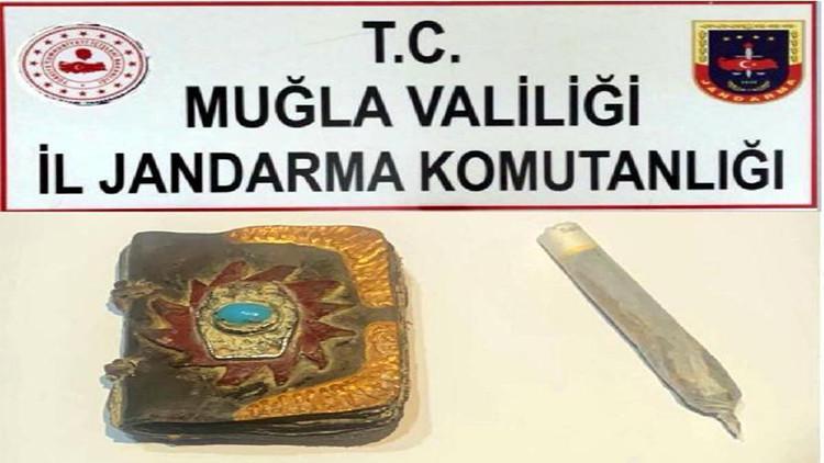 Muğla'da altın işlemeli bin yıllık Tevrat ele geçirildi