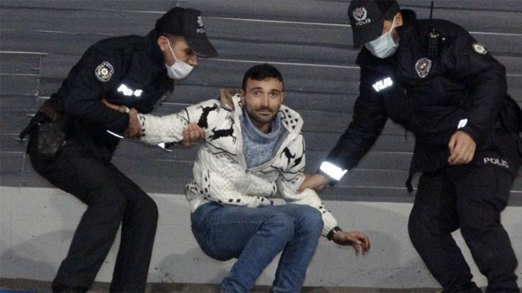 "Ooo polis online, polisi seviyorum" dedi ama... Cezadan kurtulamadı!