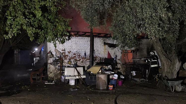 Aydın'da yanan ev kullanılamaz hale geldi