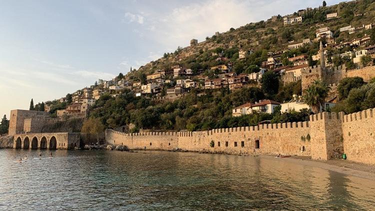 Akdeniz’in içimizi ısıtan güneşi: Alanya