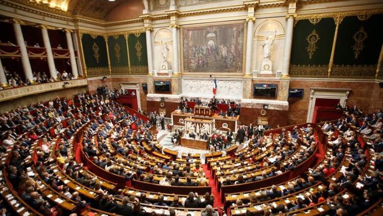 Son dakika... Fransa'dan büyük skandal! Parlamento Karabağ'ı bağımsız devlet olarak tanıdı