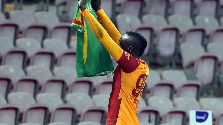 Galatasaray'da Mbaye Diagne fırsatı iyi değerlendirdi!