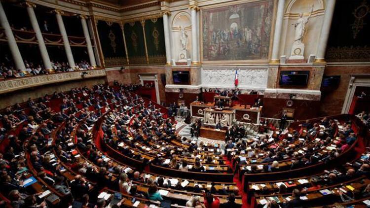 Fransa’da Ulusal Meclis, Senato’nun Senegal ve Benin kültürel mirasının iadesi kararını onayladı