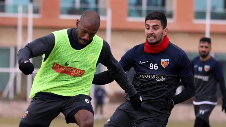 Kayserispor'da Trabzonspor hazırlıkları! Top kapma ve pas çalışmaları...
