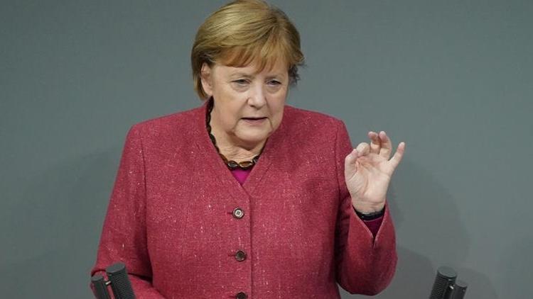Merkel'den kritik zirve öncesi önemli Türkiye açıklaması 