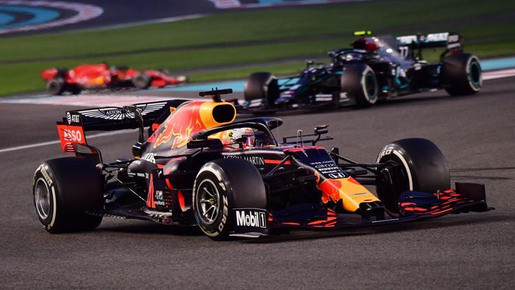 Son Dakika | Formula 1'de sezon sona erdi! Son yarışta sürpriz zafer...